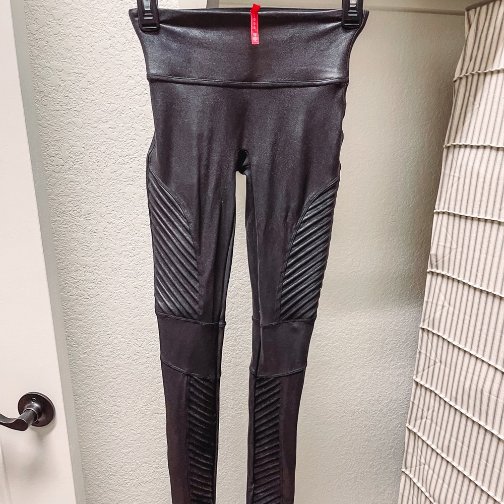SPANX Faux Leather Leggings